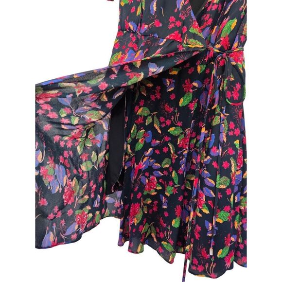 SALONI Lea Gathered Floral-Print Crepe De Chine Mini Wrap Dress | 2 Cottagecore - Picture 10 of 16